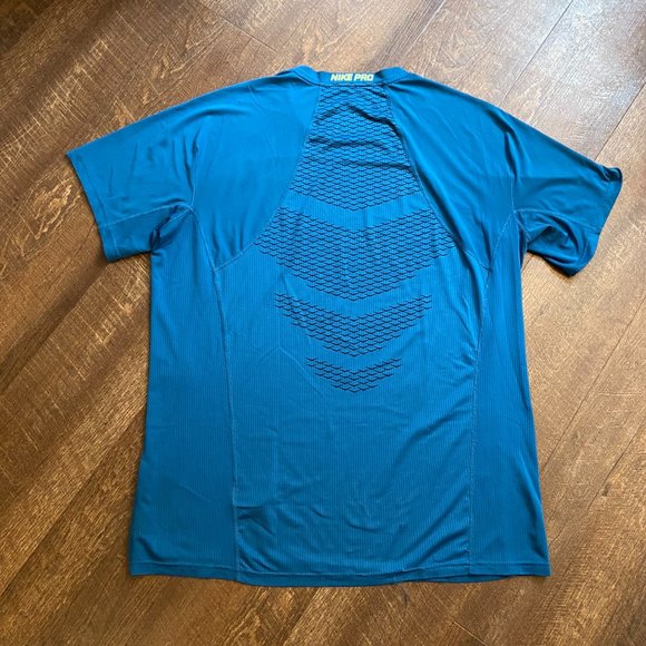 Nike Pro Hypercool Short Sleeve Fitted T-Shirt - Size XXL - Picture 4 of 10